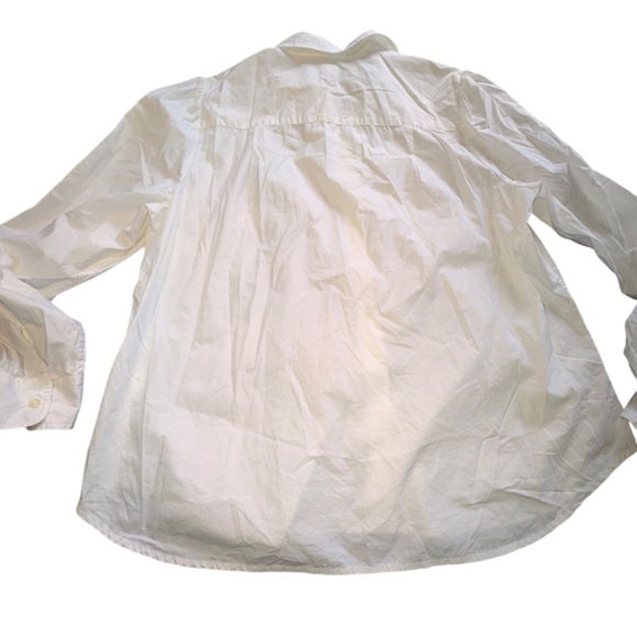Gap Size XL white cotton button down. Women’s styling , relaxed fit. VGUC. - Picture 2 of 7
